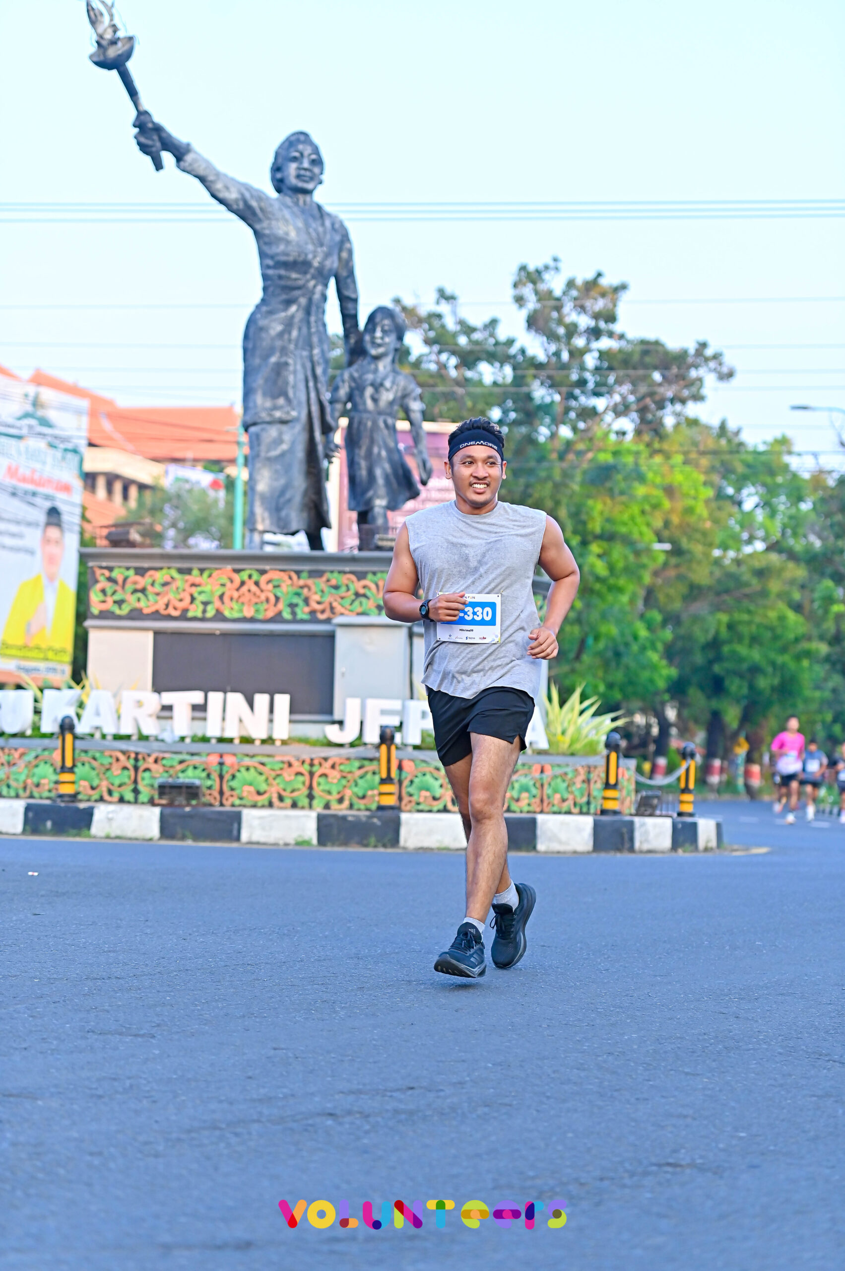 VUN RUN I 127 scaled